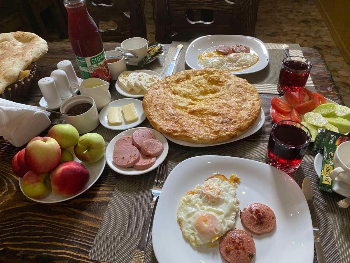 Hotel Aragvi Mtsʼkhetʼa Bagian luar foto
